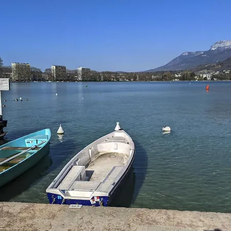 La Plume Vue 3 Etoiles - Garage Prive, Secteur Recherche, Moderne & Equipe, 6 Personnes *