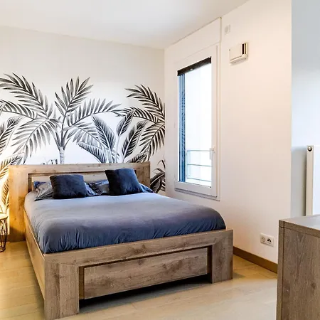 Apartment La Plume Vue 3 Etoiles - Garage Prive, Secteur Recherche, Moderne & Equipe, 6 Personnes *