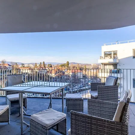 Apartment La Plume Vue 3 Etoiles - Garage Prive, Secteur Recherche, Moderne & Equipe, 6 Personnes *