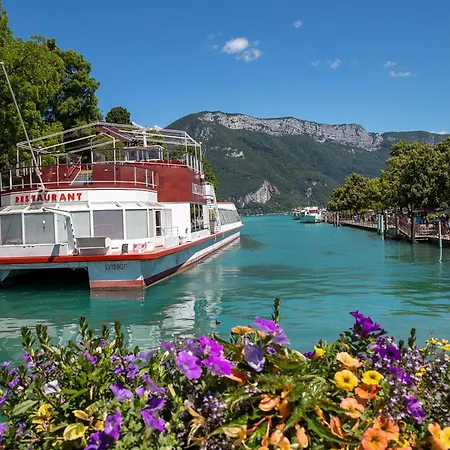 Apartment La Plume Vue 3 Etoiles - Garage Prive, Secteur Recherche, Moderne & Equipe, 6 Personnes *