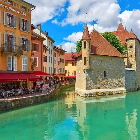 La Plume Vue 3 Etoiles - Garage Prive, Secteur Recherche, Moderne & Equipe, 6 Personnes Annecy